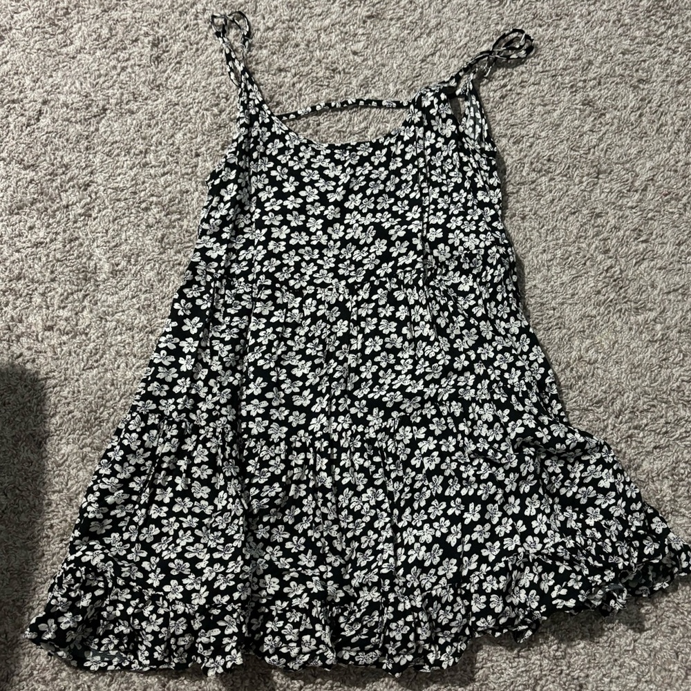 brandy melville one size floral dress